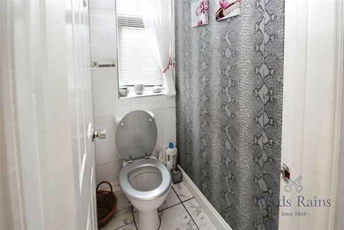 2 Bedroom Bungalow For Sale In West Avenue, Westerhope, Newcastle Upon Tyne, Tyne And Wear, NE5