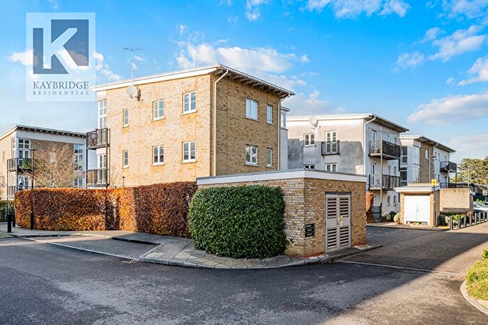 2 Bedroom Apartment For Sale In Revere Way, Boleyn Court Revere Way, KT19