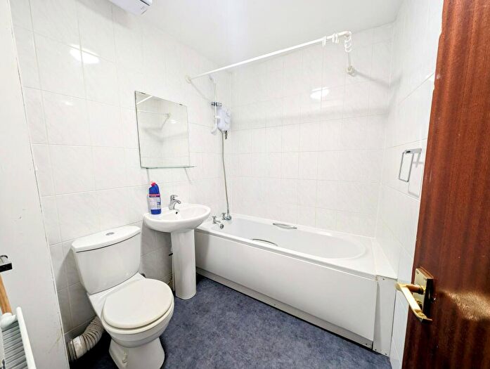 1 Bedroom House To Rent In Bath Street, Leamington Spa, CV31