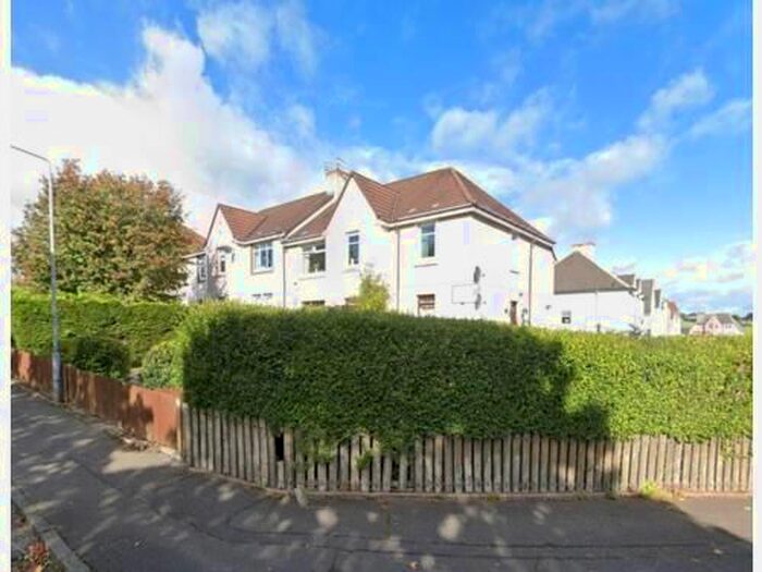 3 Bedroom Flat To Rent In Motherwell Road, Belshill, ML4