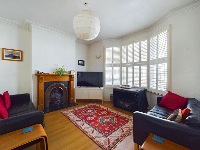4 Bedroom Terraced House To Rent In Goldstone Road, Hove, BN3