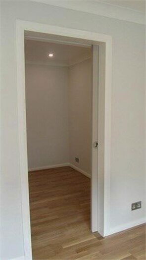 Studio To Rent In Westgate Court, Waltham Cross, EN8