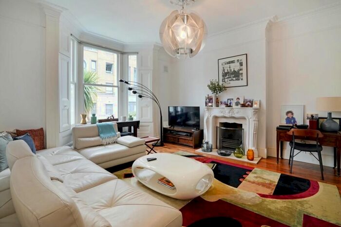 5 Bedroom Property To Rent In Greville Road, London, NW6