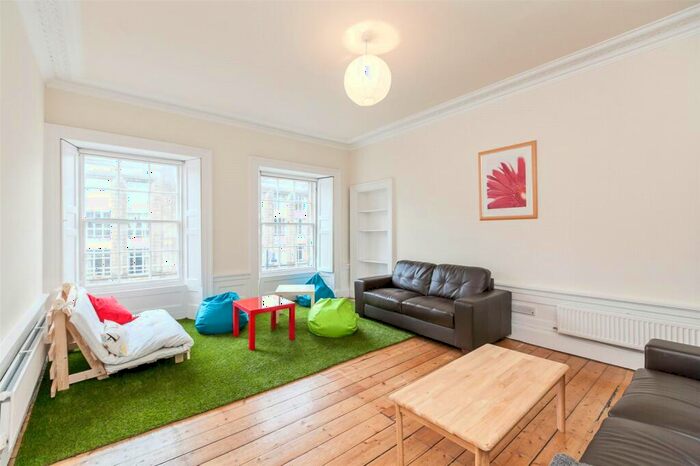 3 Bedroom Flat To Rent In () Lothian Road, Edinburgh, EH3