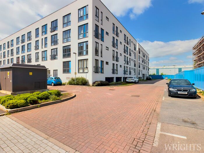2 Bedroom Flat To Rent In Otto Road, Welwyn Garden City, AL7