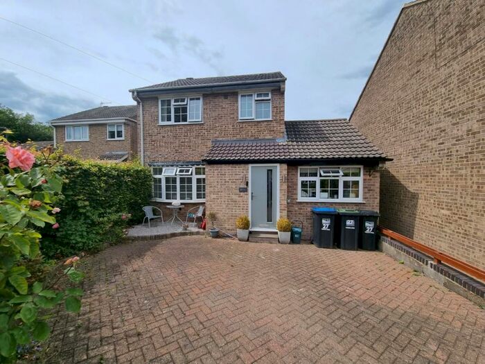 3 Bedroom Detached House To Rent In Yokecliffe Avenue, Wirksworth, Matlock, DE4