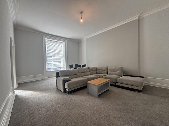 1 Bedroom Flat To Rent In Union Street, City Centre, Aberdeen, AB10