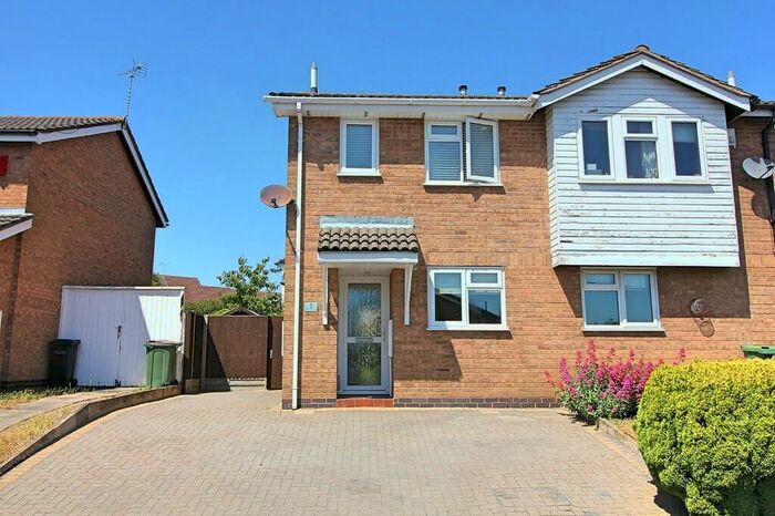 2 Bedroom Semi-Detached House To Rent In Forryans Close, Wigston, LE18