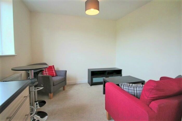 2 Bedroom Apartment To Rent In Dovercourt Road, Horfield, Bristol, BS7