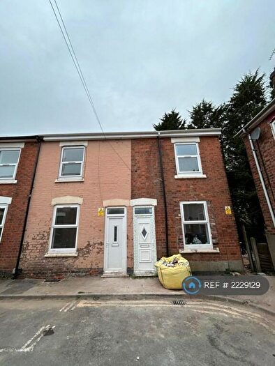 3 Bedroom End Of Terrace House To Rent In North Castle Street, Stafford, ST16