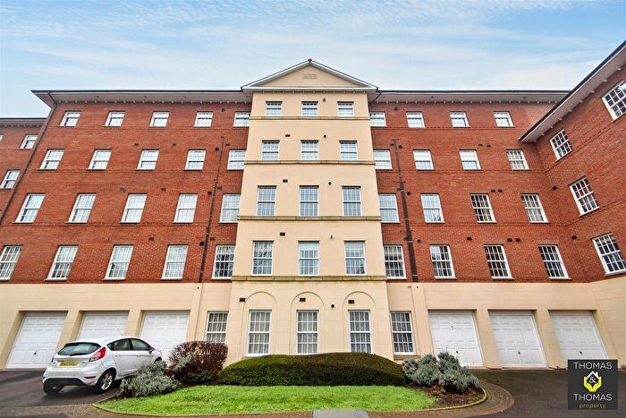 1 Bedroom Flat For Sale In Mayhill Way, Gloucester, GL1