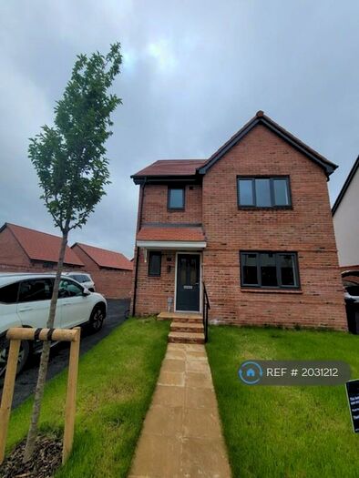 3 Bedroom Detached House To Rent In Dyer Close, Stoke Gifford, Bristol, BS34