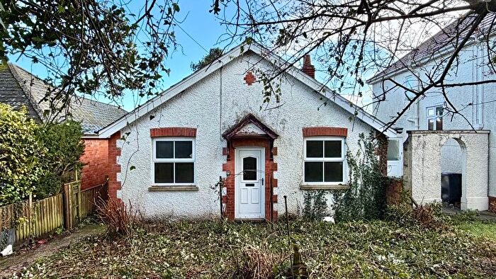 2 Bedroom Detached Bungalow For Sale In Touchstone Lane, Chard, Somerset, TA20