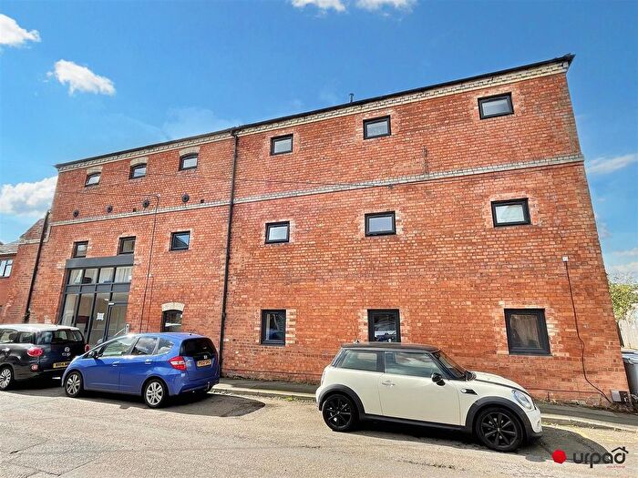 3 Bedroom Flat To Rent In George Street, Newark, NG24