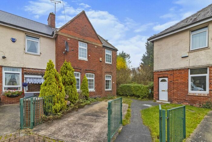 3 Bedroom End Of Terrace House To Rent In Primrose Avenue, Sheffield, South Yorkshire, S5
