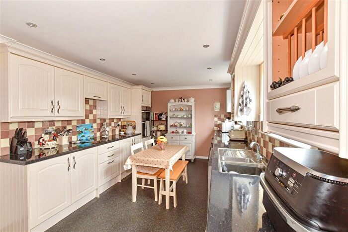 4 Bedroom Semi-detached House For Sale In Sydney Road, Whitstable, Kent, CT5