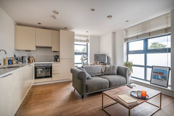 1 Bedroom Flat For Sale In Magdalen Road, London, SW18