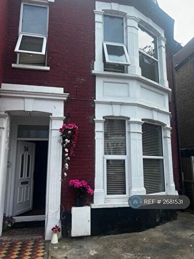 1 Bedroom Flat To Rent In Heygate Av, Southend, SS1