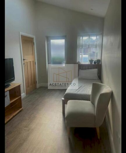 1 Bedroom Studio To Rent In Hawthorne Avenue, Eastcote, Greater London, HA4