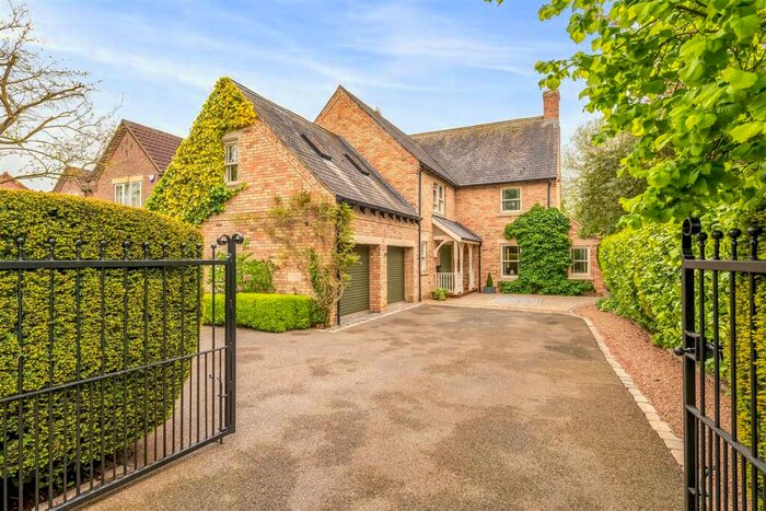 5 Bedroom Detached House For Sale In Vicarage Lane, Scopwick, Lincoln, LN4