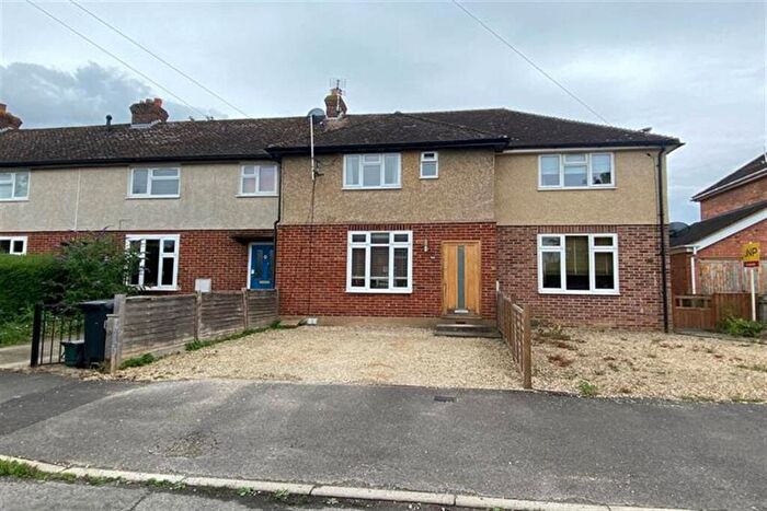 3 Bedroom Terraced House To Rent In Broadwaters Avenue, Thame, OX9