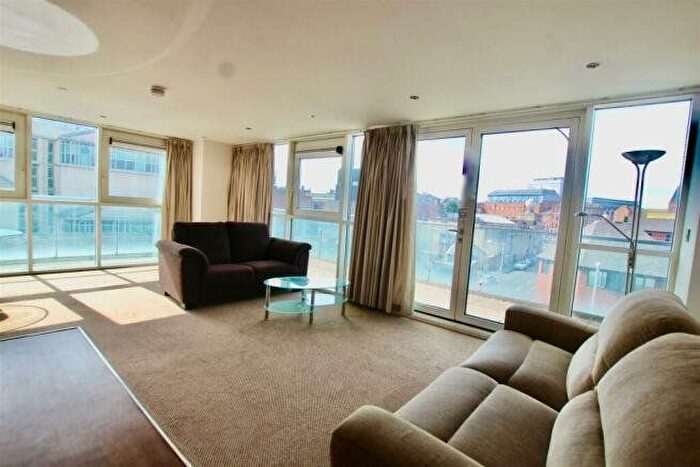 2 Bedroom Flat To Rent In Huntingdon Street, Nottingham, Nottinghamshire, NG1