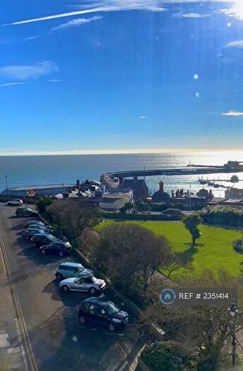 2 Bedroom Flat To Rent In Albion Place, Ramsgate, CT11