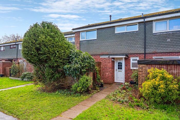 3 Bedroom Terraced House For Sale In The Penningtons, Amersham, HP6