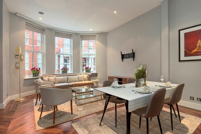 2 Bedroom Flat To Rent In Hans Crescent, London, SW1X