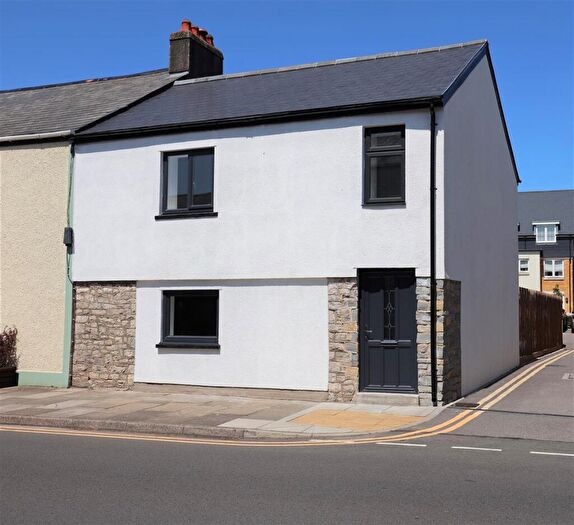 3 Bedroom Semi-Detached House To Rent In Westgate, High Street, Cowbridge, Vale Of Glamorgan, CF71