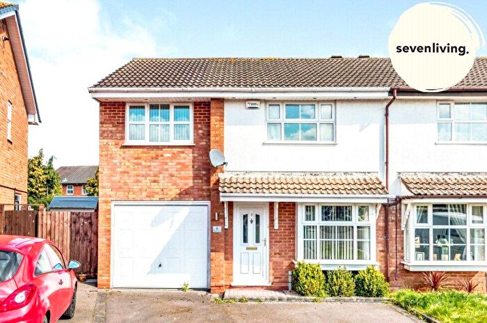 3 Bedroom Semi-Detached House To Rent In Hanam Close, Sutton Coldfield, B75
