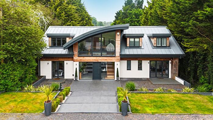 5 Bedroom Detached House For Sale In Soames Lane, Alresford, SO24