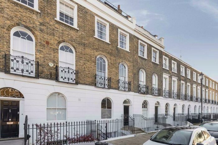 4 Bedroom House To Rent In Gibson Square, London, N1