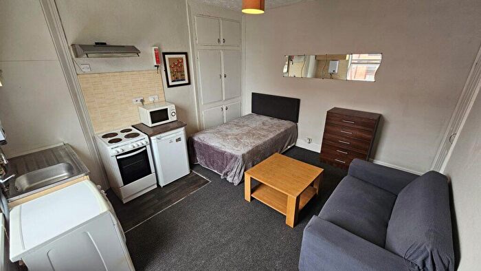 1 Bedroom Apartment To Rent In Flat, Mitford Place, Armley, Leeds, LS12