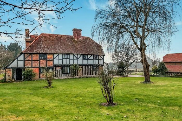 6 Bedroom Property To Rent In Waltham Chase, Hampshire, SO32