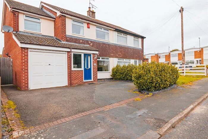 4 Bedroom Semi Detached House For Sale In Bevyl Road, Parkgate, Neston, Cheshire, CH64