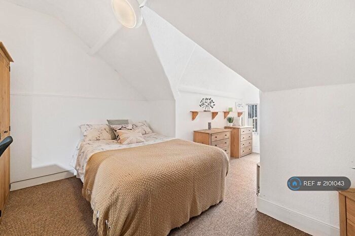 8 Bedroom Semi-Detached House To Rent In Allendale Road, Plymouth, PL4
