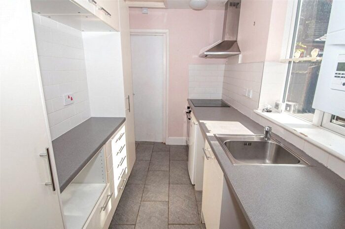 2 Bedroom End Terrace House To Rent In May Avenue, Runcorn Road, Balsall Heath, Birmingham, B12