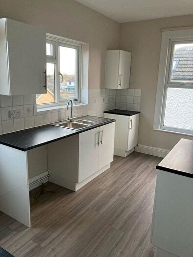 2 Bedroom Flat To Rent In Bow Brickhill Road, Woburn Sands, Milton Keynes, MK17