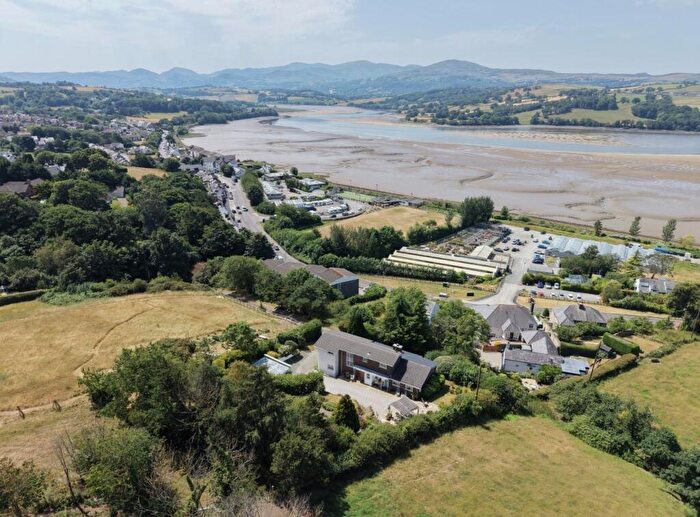 4 Bedroom House For Sale In Llanrwst Road, Glan Conwy, Colwyn Bay, LL28