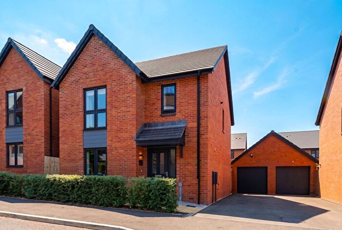 4 Bedroom Detached House For Sale In Brambles Crescent, Blythe Valley, B90
