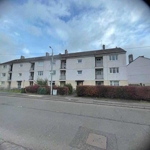 2 Bedroom Flat To Rent In Lochdochart Road, Easterhouse, G34
