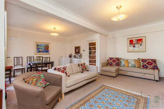 2 Bedroom Flat To Rent In Dorset House, Marylebone, NW1