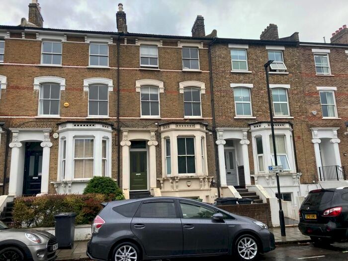 1 Bedroom Flat To Rent In Jeffreys Road, Stockwell, SW4