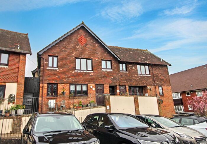 2 Bedroom Flat For Sale In Abbey Court, St. Martins Way, Battle, East Sussex, TN33