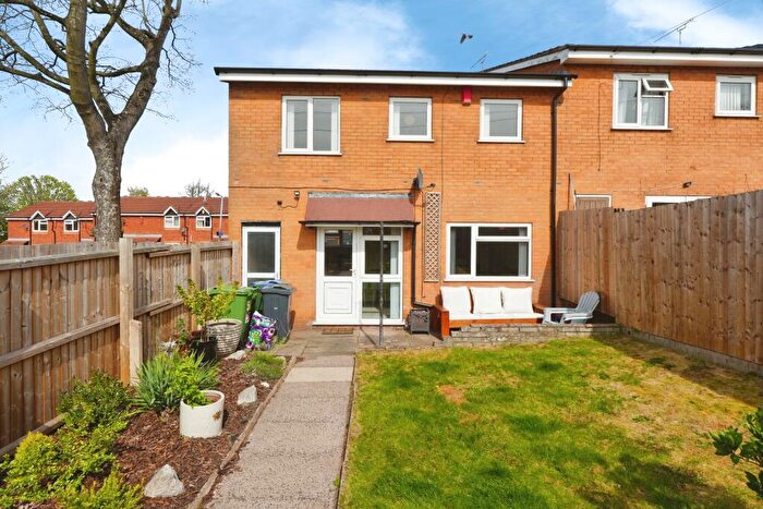 3 Bedroom End Of Terrace House For Sale In Price Street, Smethwick, B66