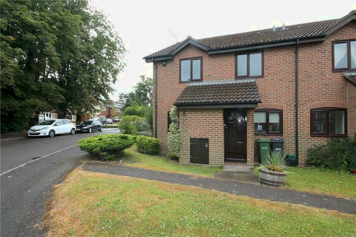 2 Bedroom End Of Terrace House To Rent In Bunbury Way, Epsom, Surrey, KT17