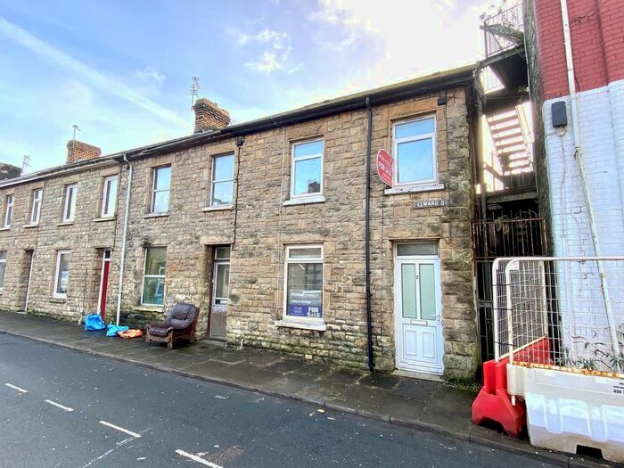 2 Bedroom End Of Terrace House To Rent In Edward Street, Bridgend, Bridgend County., CF31