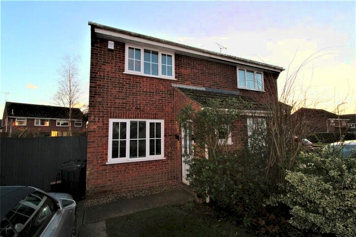 2 Bedroom Semi-Detached House To Rent In Collard Road, Willesborough, Ashford, Kent, TN24