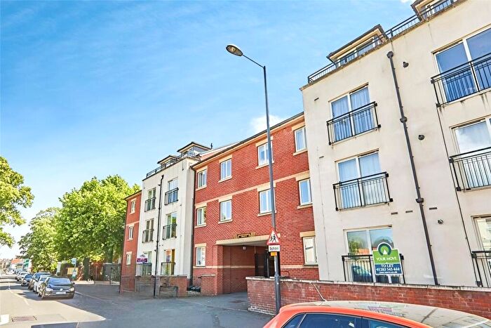 2 Bedroom Flat To Rent In Ashbourne Road, Derby, Derbyshire, DE22